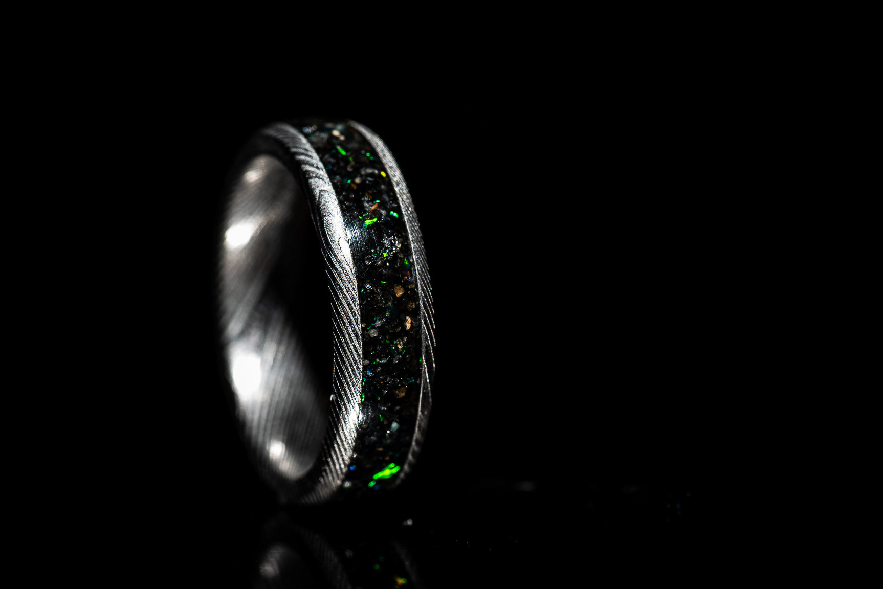 The Sand Ring - Damascus Steel Core