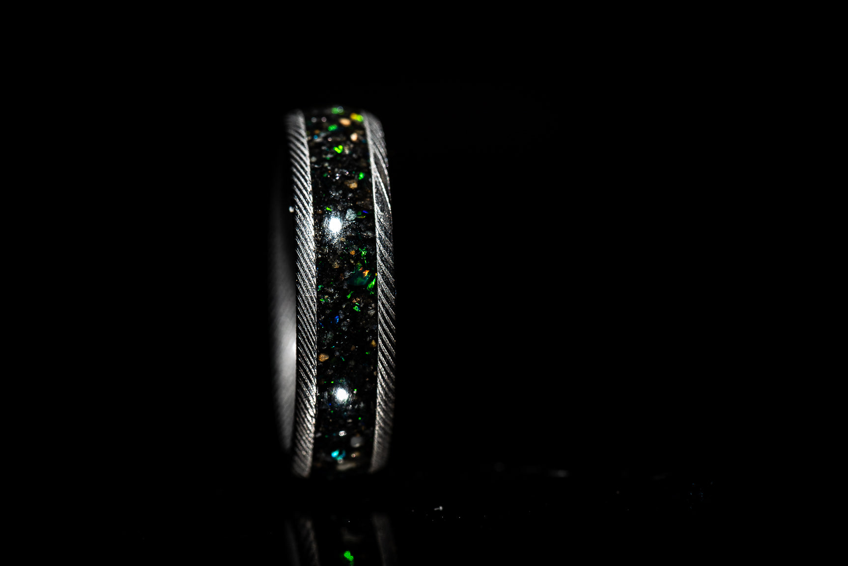 The Sand Ring - Damascus Steel Core