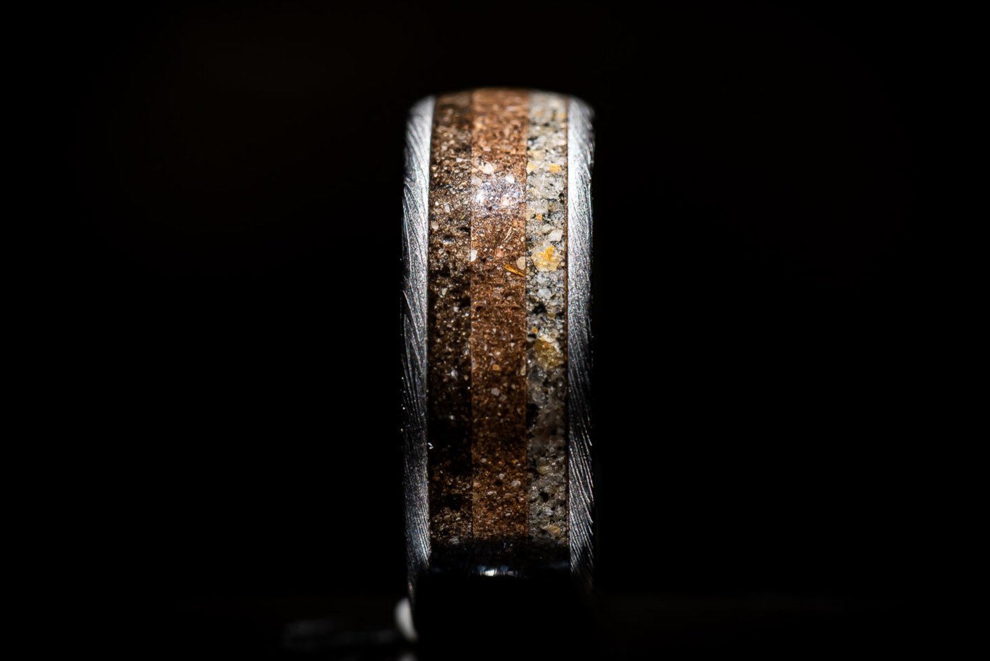 Split Inlay Sand Ring - Damascus Steel Core