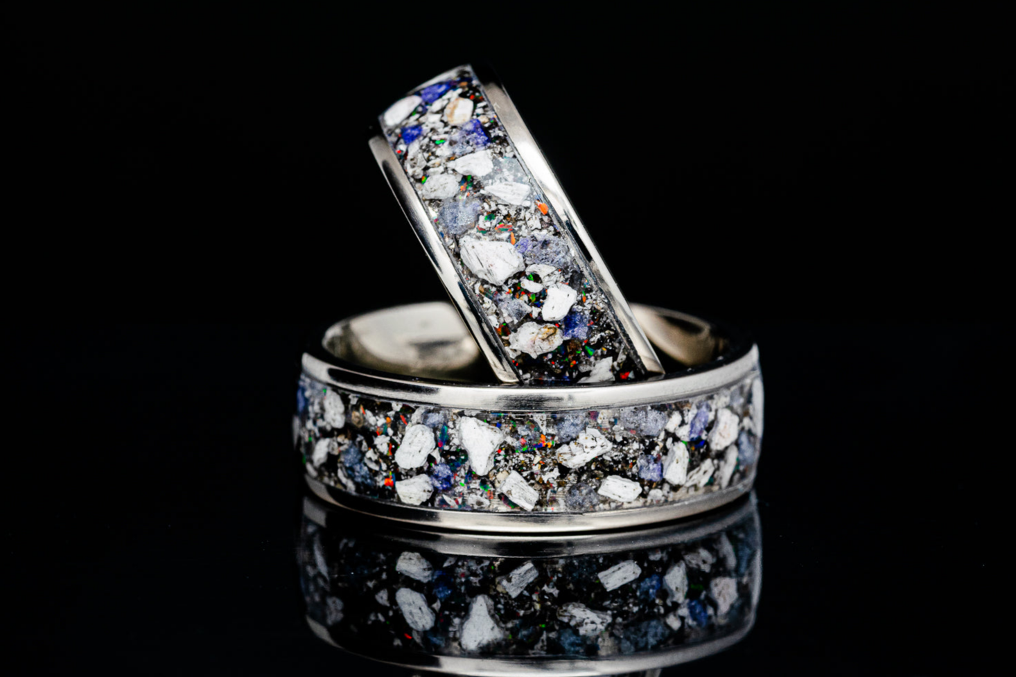 memorial ashes and gemstones ring in titanium by sangrealrings