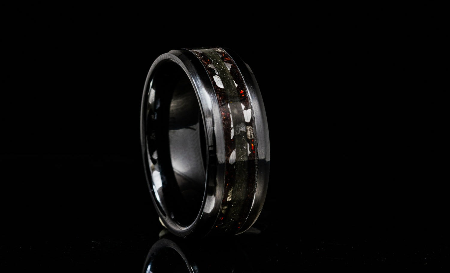 The Moon Dust Black Ceramic Ring